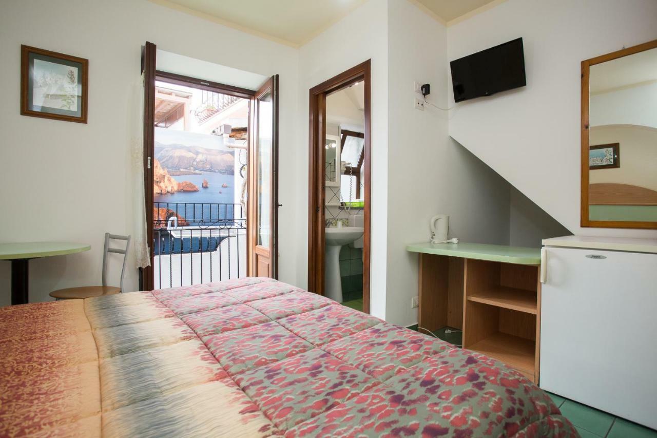 Diana Brown B&B Affittacamere Lipari  Eksteriør billede